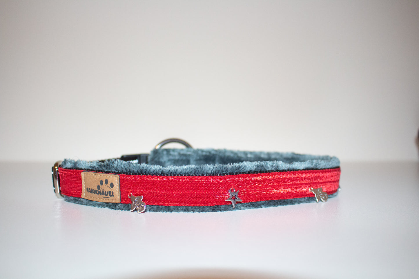 Halsband Weihnachtsengel Rot Grau