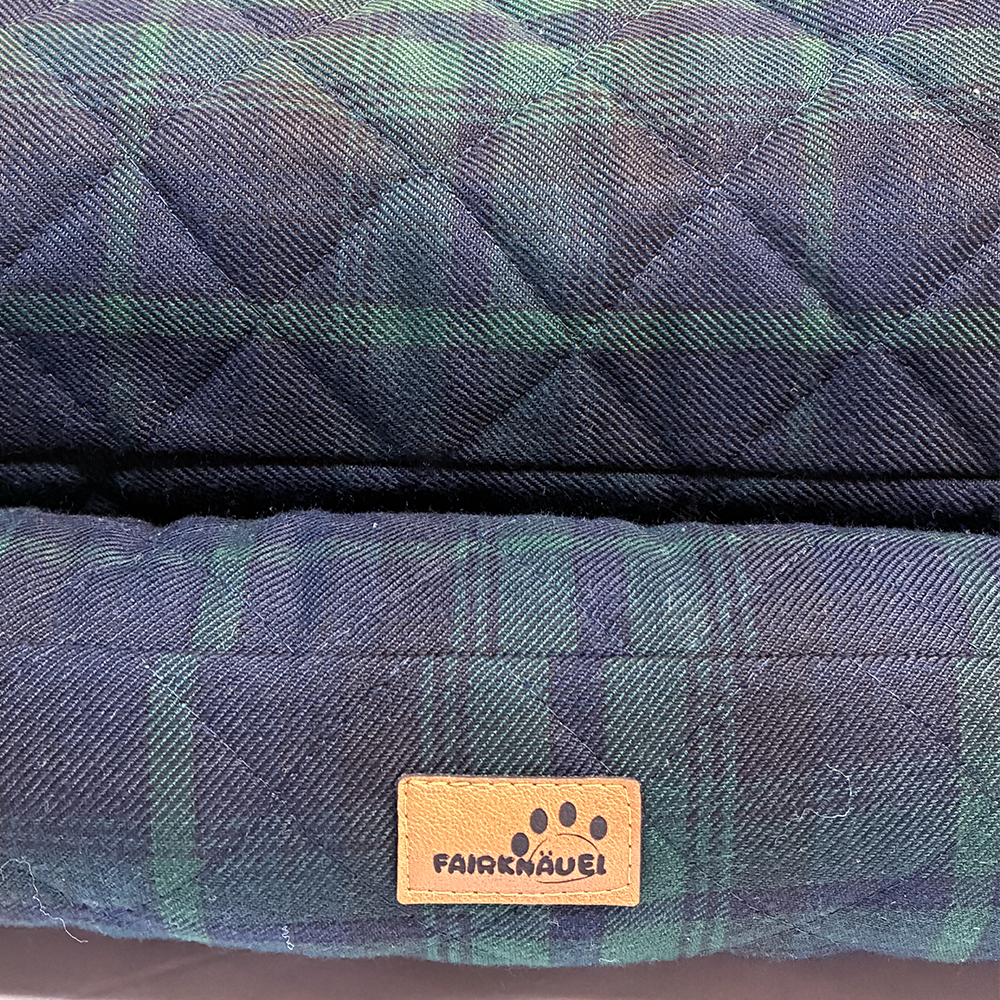 Hundebett mit Seitenwand Karo Grün