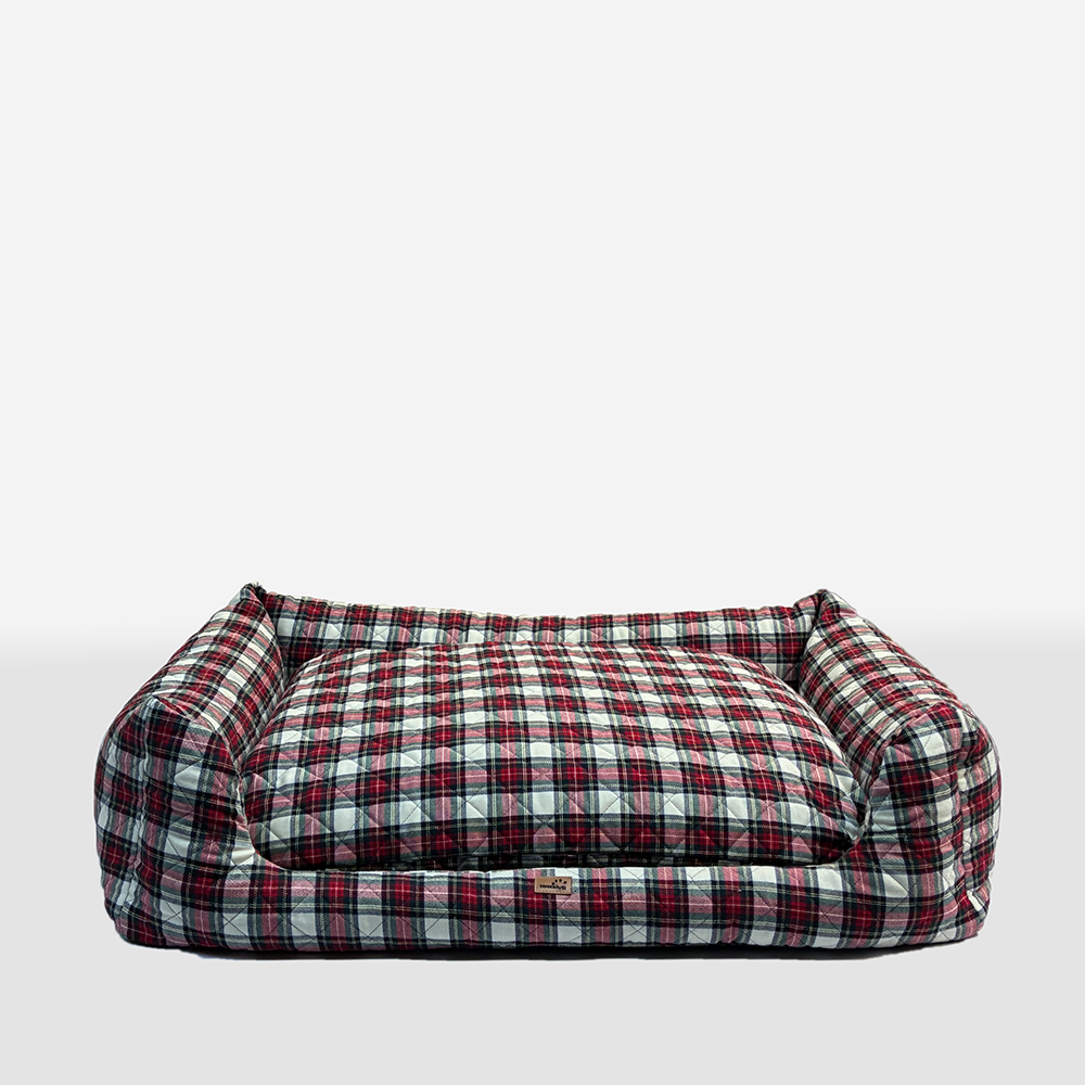 Hundebett mit Seitenwand Karo – Fairknäuel